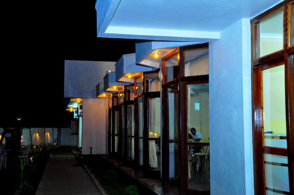 Melbourne Tourist Rest Hotell Anuradhapura Eksteriør bilde