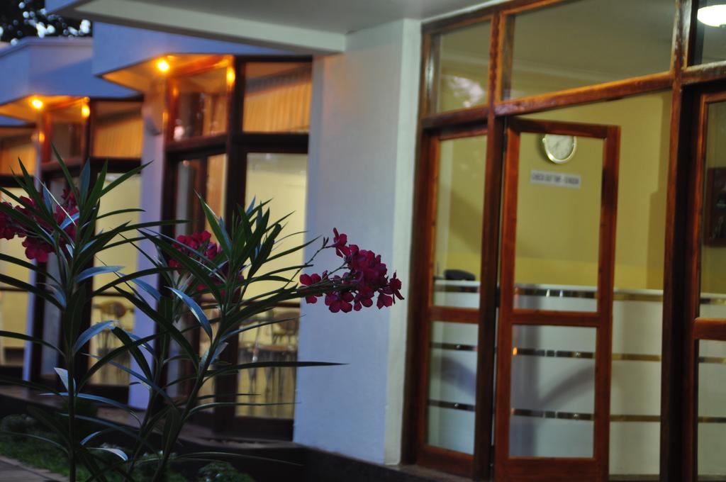 Melbourne Tourist Rest Hotell Anuradhapura Eksteriør bilde