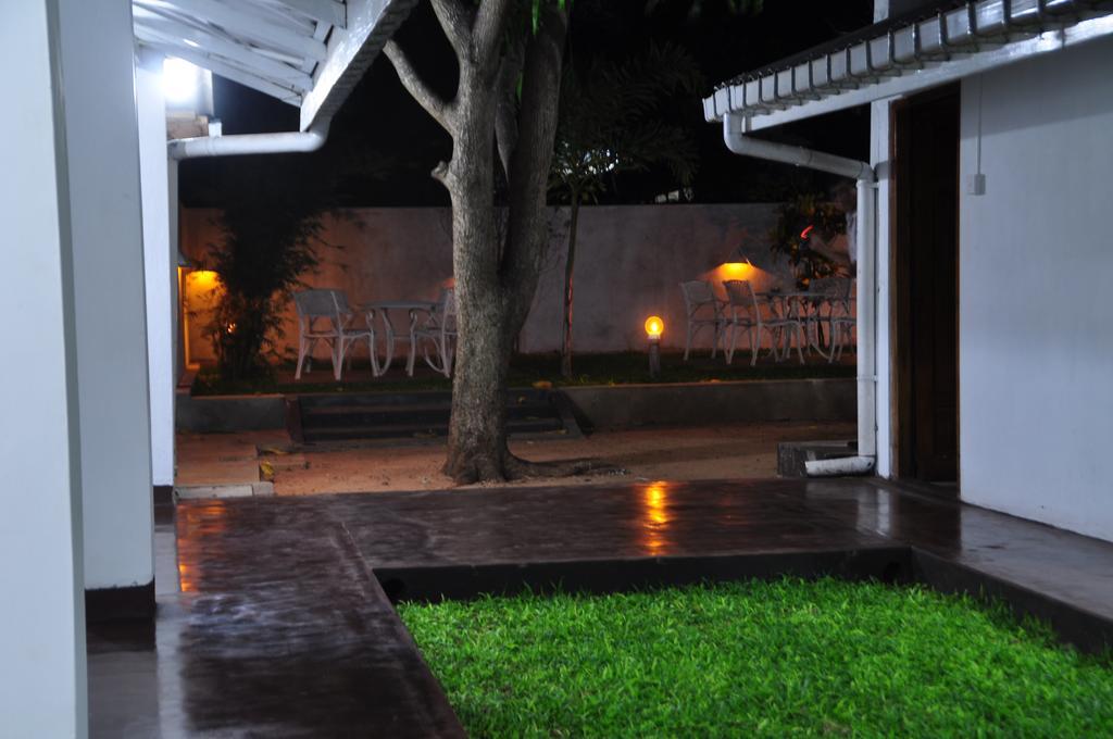 Melbourne Tourist Rest Hotell Anuradhapura Eksteriør bilde